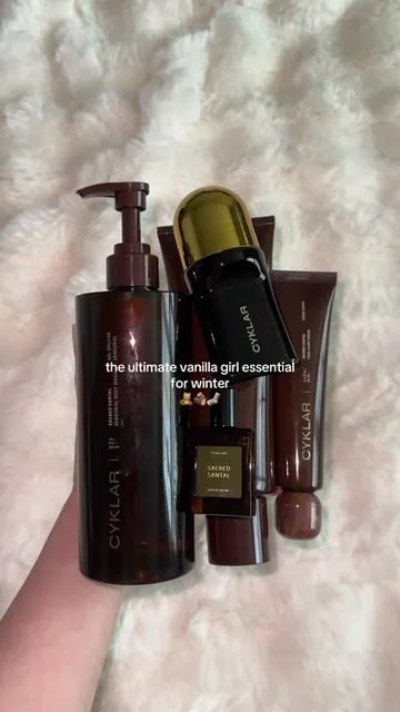 warm, sultry, and it lingers all day 🥹 #cyklar #winteressential #vanilla #vanillagirl #tiktokshopholidayhaul @CYKLAR 