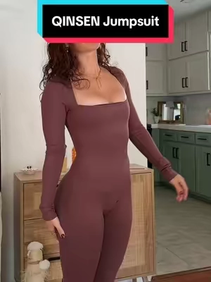 This has me feeling some sort of way  #tiktokshopcreatorpicks #tiktokshopholidayhaul #newyearnewaura #activewear #jumpsuit 