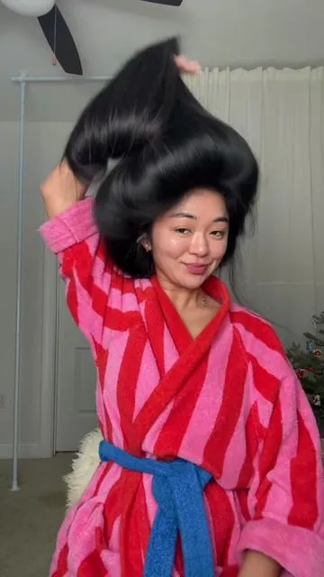Biotin 2xDay #tiktokshopcreatorpicks #tiktokshopholidayhaul #MerryGiftList  #newyearnewme #BeautyAndLifestyleDeals Hair growth journey 