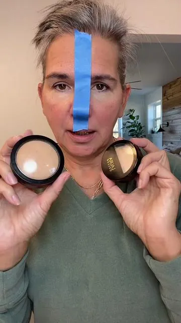 Laura Geller’s Day to Night Foundation Duo is a makeup must-have ✨💄 Get two iconic formulas in one set: Double Take Full Coverage for flawless, glam nights and Baked Balance & Brighten for natural, everyday glow. Smooth, lightweight, and skin-perfecting without feeling heavy. One set, two looks — this duo does it all! #tiktokshopholidayhaul #holidayhaul #laurageller #makeupformatureskin #makeuptok 