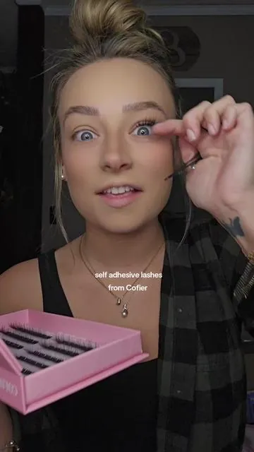 NOVA is finally back in stock 👁👄👁 This lash style is beautiful on the eyes and NO GLUE?! UM YASS 🙌 @Cofierlashes_ #nogluelashes #diylashes #selfadhesivelashes #beauty 