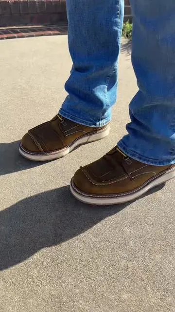 If you’re shopping for him, don’t skip this 🎁 @ROCKROOSTER FOOTWEAR INC #workboots #boots #tiktokshopholidayhaul #tiktokshopcreatorpicks #giftsforhim 