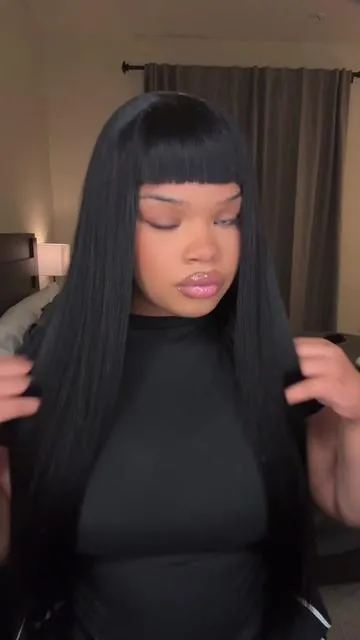 I love this wig sm!! Glueless Lace Straight Wig with Bangs. Wig from @Mamushow Hair Store Hair Store #TikTokShopBacktoSchool#wigtok#wiginstall#gluelesswig#mamushowhair 