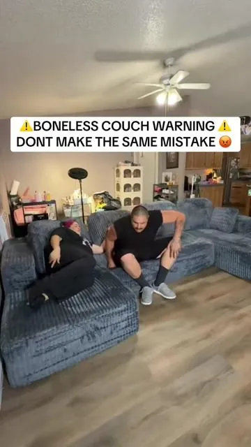 #bonelesscouch 