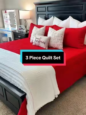 This quilt set is so soft and gorgeous!! I love everything about it! @Exclusivo Mezcla  #bedding #beddingset #quilt #quiltset #comforter 