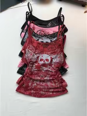 So cuteee!! I need these skull tank top!!!✨⚠️💀#tanks #camitop #fyp #outfitinspo #tiktokshopblackfriday 