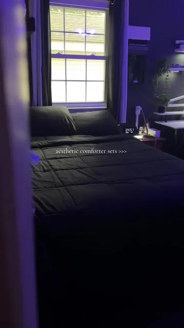 They are so comfy  #bedding #comforterset #bedroominspiration #blankets #cozyaesthetic 