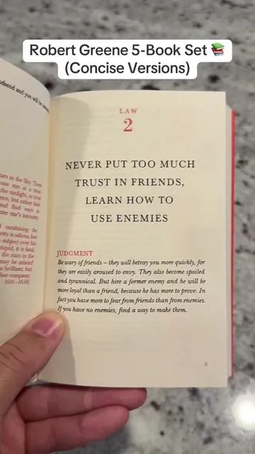 Maneuver Manipulation, Develop Self Mastery, Move With Intention 🪬 #robertgreene #booktiktok #selfdevelopment #tiktokshopholidayhaul #selfhelpbooks 