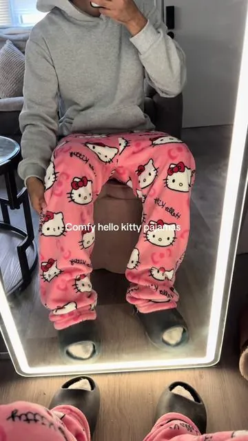 Matching hello kitty pajamas #fyp #hellokitty #pajamas #hellokittypajamas #matchingpajamas 