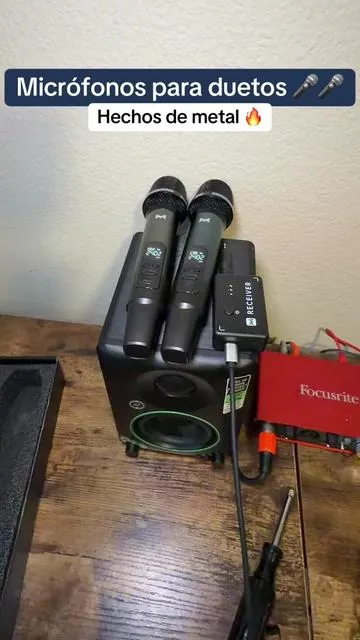 Micrófonos para cantar karaoke. Micrófonos inalámbricos wireless microphones for singing #wirelessmicrophones #karaoke #singers #cantantes #cantante 