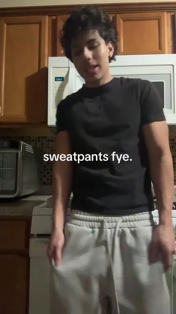 #tiktokshop #winterfit #sweats #sweatpants #pants 