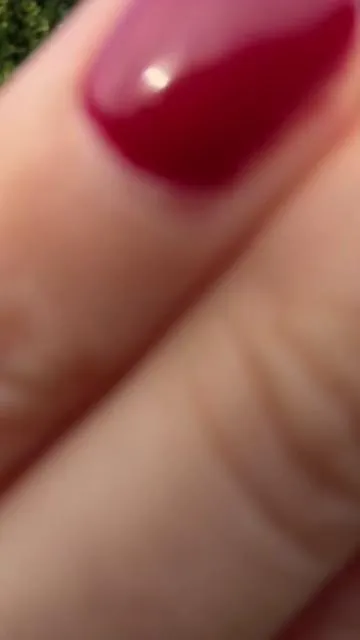 Dazzle Dry amazes me every time I use it. This seriously deserves all the hype!  Insane shine, serious strength, and no UV light needed! I’m wearing 2 coats of the shade Fast Track Cherry 🍒 a classic deep cherry red with cool blue undertones.  It’s the perfect holiday red!  @Dazzle Dry  #diynails #dazzledry #nailcare #nontoxicbeauty #manicure 