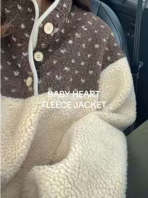the baby hearts 🥹🤎 would make the perfect neutral valentines sweatshirt, if you as me 💌 

#shopcider #fleecejacket #womensfleece #valentinessweatshirt #oversizedsweatshirt 

@Cider 