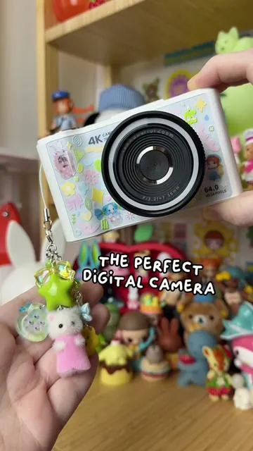a 4K camera THIS affordable is insane!! totally want to use this for vlogs ⭐️🩷 #digitalcamera #camera #digicam #4k #trinkets 