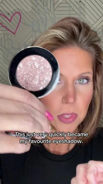 Easiest add to cart! #eyeshadow #chrome #makeup #makeuptutorial #greeneyes 