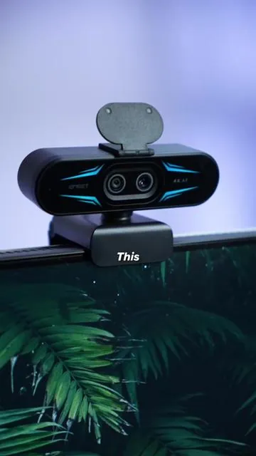 The *NEW* C60E Dual Lens 4k webcam from @emeet_official is a solid budget webcam choice with extra features like zoom and RGB! Affordable and great quality tech for livestream or product content videos! 🛒🎄 Don’t miss out on holiday sales for EMEET products! #webcam #streamingsetup #affordabletech #tiktokshopholidayhaul #wavys 