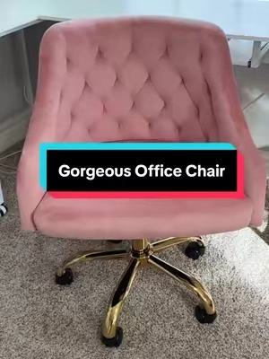 The quality of this chair is amazing!!! The wide seat with the velvet material is so comfortable! Love everything about it! #chair #officechair #vanitychair #swivelchair #rollingchair