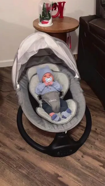 He loves his Baby Swing 😍#newborn #babyboy💙👶🏻 