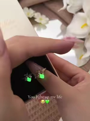 He finally found his star. 🌟 This little firefly ring reminds me of Ray from The Princess and the Frog. The best part? It actually glows in the dark! Just charge it with your phone flashlight or UV light, and watch him light up for you. 🥺💙 #princessandthefrog #rayandevangeline #glowinthedark #cutejewelry #giftideasforher 
