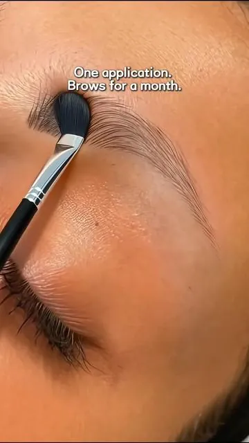 I just tested it on my hand, and it really doesn't move.👍🌟Highly recommended👍❤️#eyebrows #perfecteyebrows #waterproofeyebrows #Eyebrowdye #makeup 