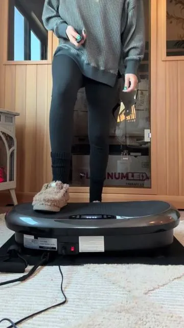 At-home vibration plate workout ✨ Merach’s new 4D #vibrationplate  Low-impact exercise for lymphatic drainage, circulation, muscle activation, and recovery. Perfect for busy moms, beginners, and anyone who wants movement without high impact. Includes resistance bands + remote. #vibrationplatebenefits #lymphaticdrainage #tiktokshopcreatorpicks #tiktokshopholidayhaul 