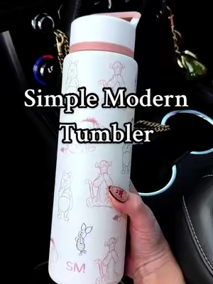 This Simple Modern Tumbler is soooo stinkin cute!! #simplemodern #simplemoderntumbler #tumbler #simplemodernsummit #simplemodernwaterbottle @Simple Modern 