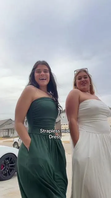 These strapless midi dresses are perfect all year round and the pockets make it totally function! True to size! #straplessdress #mididress #dresses #dresswithpockets #dressesforwomen @btfbm_us 