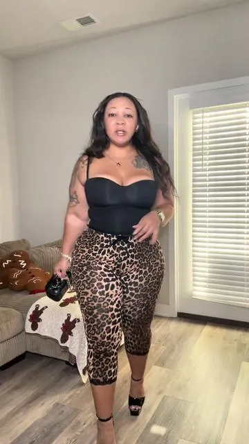 Whole outfit is linked babe 🤗 #ootd #fashiontiktok #fashionnova #thatgirl #foryou 