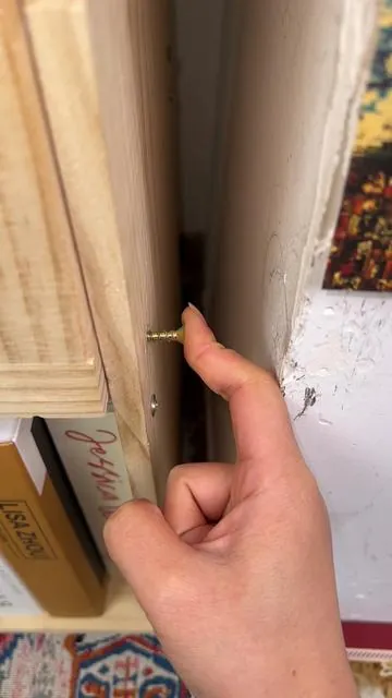 Moving shelves to screw in bolts?No no no.That’s such a dumb way.Smart people know how to save time.☺️☺️ #fyp #screwdriver #tiktokshop #toolstoday #tool #diy #tiktokshopholidayhaul 