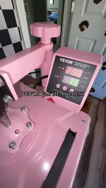 i love her and she’s so convient😝#christmaseve #tiktokshopholidayhaul #heatpress #vevorheatpress 