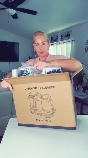 #tiktokshopcreatorpicks #tiktokshopholidayhaul #homedeepcleaning #carpetcleaner #upholsterycleaning 