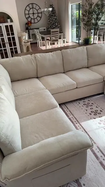Such a great couch at such a great price for what you’re getting. It has built in storage and a pull out function for more room and comfort! Also customizable to your space! Definitely recommend! #couchtok #hometok 