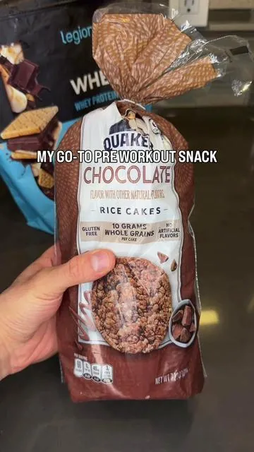 High-protein rice cakes snack 🔥 Perfect pre or post-workout combo Grab @Legion Supplements salted caramel from the tiktok shop! #highprotein #mealprep #healthydessert #preworkout #proteinsnack