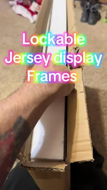 #jersey #frames #displaycase #tiktokshopfinds #creatorsearchinsights 
