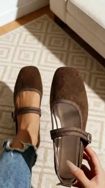 The cutest comfy flats ever 😻 #flats #suedeshoes #tiktokshopholidayhaul #ootd #outfitsinspo