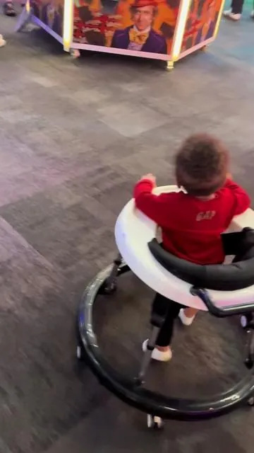 We’ve adjusted it to his height over the last few months so his feet won’t drag also, this walker is all around top tier for a baby’s leg development it’s made him so much stronger and confident 😮‍💨 #babywalker #10monthsold #babytok 