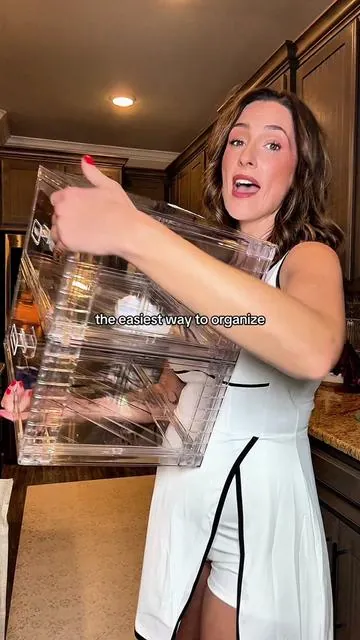 LARGE stackable clear drawers from @VTOPMART-US to solve our organizing needs! 🖤🫶🏻🤎#ClearStackableDrawers #OrganizedHome #OrganizedHairTools #organizer  #smallspaceorganizing 