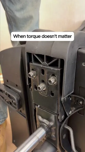 Tired of stripping bolts?#homerepair #socketset #diy #toolset #tools 