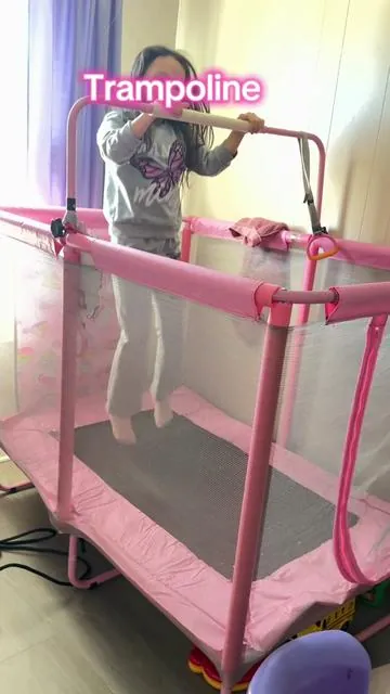 #trampolinepark #trampoline #mamaprimeriza #niñosjugando 