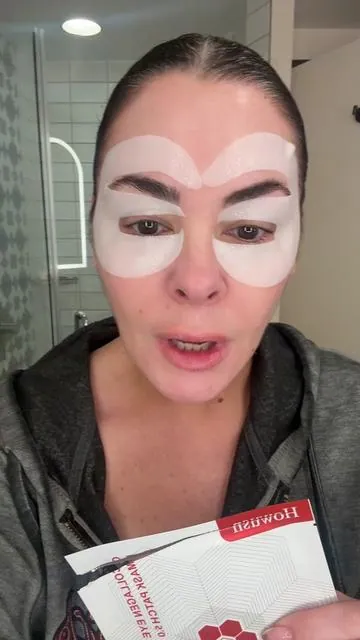 My fave eye masks that really help and I always have extras in my suitcase and great for on the plane #eyemask #puffyeyes #tiktokshop #kbeauty #makeupover40  