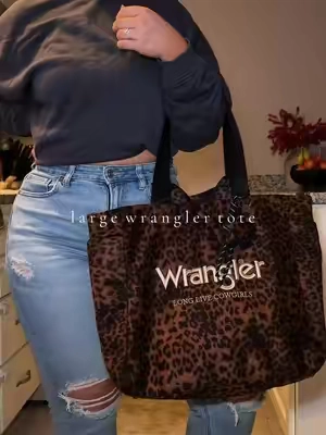 Perfect bag for groceries runs, errands, or overnight weekends 🤎@Rustic Charm Bootic #purse #pursetok #wranglerpurse #totebag #weekenderbag 