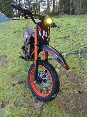 brand new on the market 4500w QRONGE X1 SPARK, this thing is amazing monster and super fun to ride!!! #motorcycle #emoto #dirtbike #ebike #surron @Qronge.bike-US 