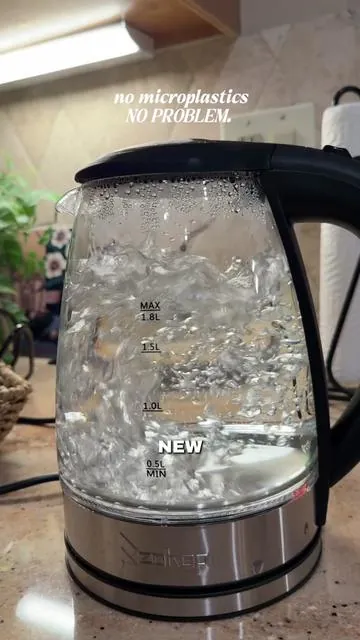 no microplastics. no problem.🫖 obsessed with my new glass tea kettle, it’s so fast and easy to make boiling water!  i have clarity, knowing that I won’t be ingesting any micro plastics because of the glass design…  also the tea infuser option is so much fun. I’ve never seen anything like this on a tea kettle!🫖 ##teakettle##kettle##tea##boilingwater##teainfuser