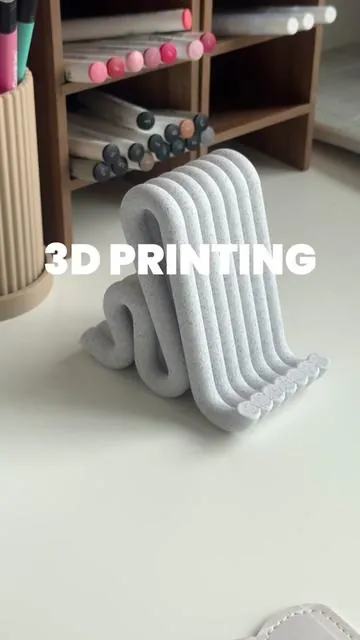 Should we make 3D printing for the girlies a series? K cool because I’m going to do it anyways 🎀 #3dprints #girlythings #3dprintingideas #3dprintingtiktok @Creality official 