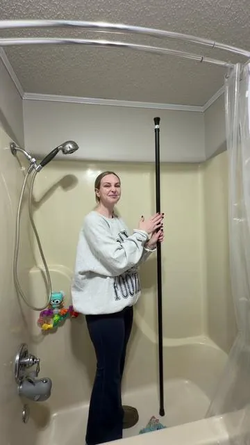 These racks are so nice to have when you’re don’t have storage space in the shower! #tiktokshopholidayhaul #tiktokshopjumpstartsale #shower #organizedhome #showerstorage 