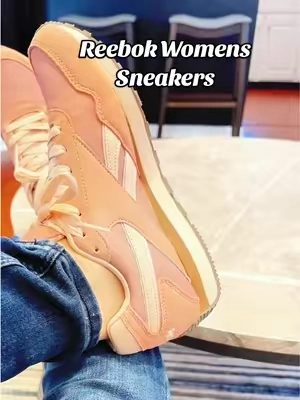 Reebok Walking Shoes for the win! #walkingshoes #womenssneakers #reebokshoes #newyearnewme #qvcloyaltyprogram @QVC, Inc 