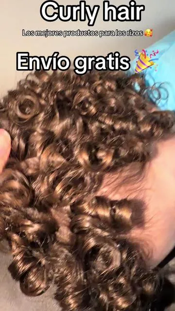 Curly hair products, deja el cabello suave y brillante ✨😍😍rizos y ondalados, rizos, curlyhair, curls, curls , rizos curly hair routine #curlyhairroutine #babycurlyhair #curlyhairtips #curlyhairproducts #rizosperfectos 