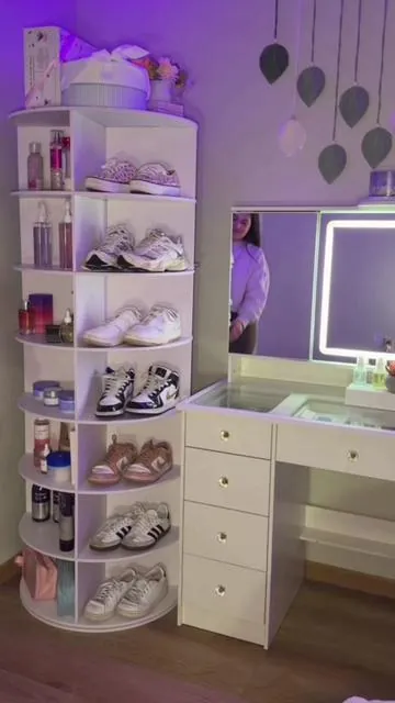Definitivamente lo necesitas en tu habitación 🌸✨ #mueblegiratorio #zapateraviral #zapatera #organizador 