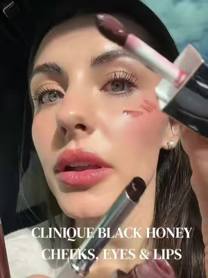 the Black Honey trio of your dreams🍯✨ @Clinique #clinique #blackhoney #cliniqueblackhoney #eyeslipsface #tiktokshopcreatorpicks 