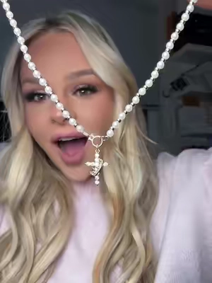 I can’t get over this!! Like how gorgeous is that pearl chain?? ✝️💕 #jesus #jesuslovesyou #jesuschristislord #christiantiktok #christianity #christiantok #jewelry #jewelrybusiness #jewelrytiktok #jewelrymaking #jewelrytok #jewelrydesigner #noserings #nosering #noseringcheck #noseringcollection #nosehoop #nosehoopprobs #nose #beautymarkjewelry #piercingtok #piercingsoftiktok #piercing #piercingfreak #fashion #accessories #makeup #girlythings #girly #makeuphacks #tiktokmademebuyit #coolfinds #christmasgiftideas #christmas #giftideas #christmaslist #tiktokshopholidayhaul #tiktokshopblackfriday #tiktokshopcybermonday #SuperBrandDay #sweaterweather #fyp #foryoupage #giftguide #tiktokshopcreatorpicks #tiktokshopholidayhaul #ttslevelup #ttsdelightnow #tiktokshopjumpstartsale #seasonalgems #ttsdelightnow #tiktokshoploveatfirstfind #tiktokshopspringglowup #springtok #spring #springsale #springbreak #springjoy #tiktokshoprestock #tiktokshopsummerturnup  #tiktokshopmemorialday #dealsforyoudays   #fall #fallaesthetic #falldecor #falldealsforyou #fallvibes #autumnvibes #autumn #candle #fallcandles #fallcandleseason #homedecor #decoration #homeimprovement #halloween #halloweendecor #halloweenlook #halloweenishere #homeessentials #interiordesign #livingroomdecor #diningroomdecor #blackfriday #blackfridaydeals #blackfridaysale #blackfridayearlydeals #cybermonday #cybermondaydeal #cubermondaysale #tiktokshopcybermonday #tiktokshopblackfriday 